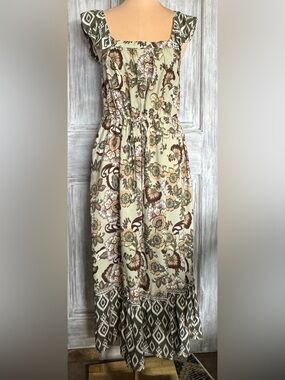 NWT Bohemian Floral Maxi Dress in Sage Green and Brown (Size: S) MSRP: $68.00